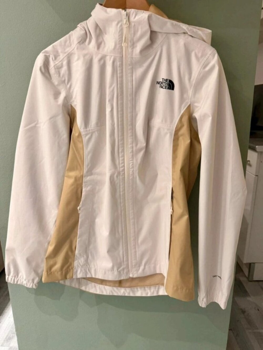 The North Face Women's DryVent Hooded Rain Jacket Cream/Beige Size S